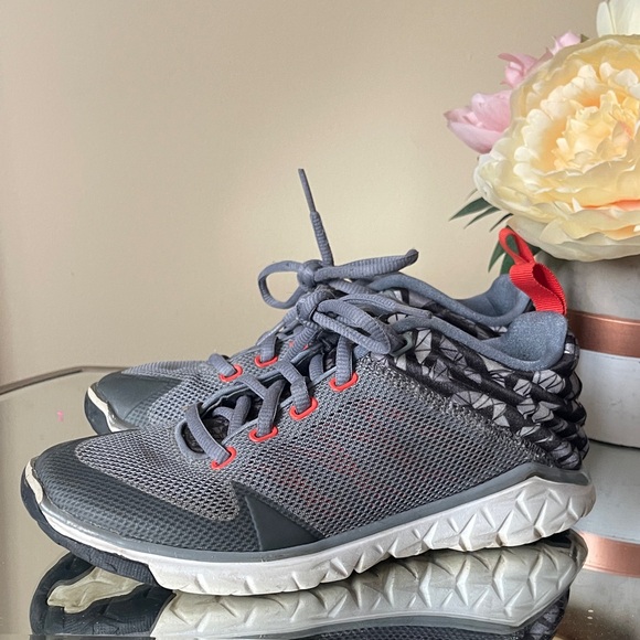 Jordan Gray and Red Athletic Sneakers - Picture 1 of 8